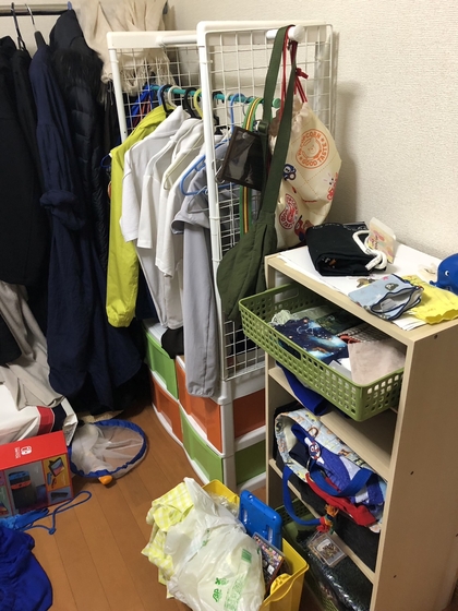 新学期始まって一ヶ月半　子ども部屋散らかってませんか？
